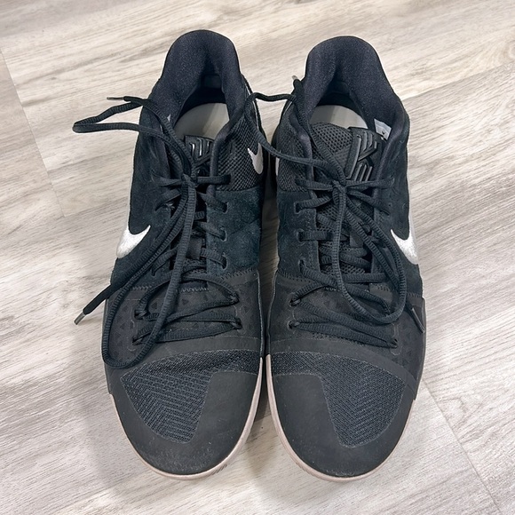 Nike Kyrie 3 Black Suede Quilted Embroidered Swoosh 852395-010 Collector Edition - Picture 6 of 9
